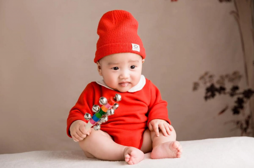 泰安3个月宝宝翻身